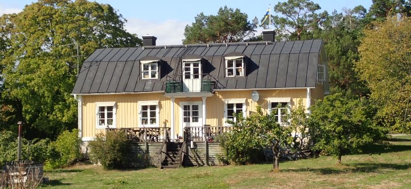 Prästgården och Djurö kyrka